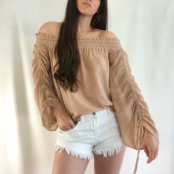 Off Shoulder Polka Dots Top - Picture 3 of 7